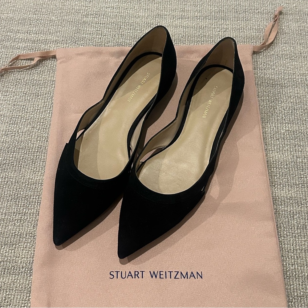 Stuart Weitzman AVENUE CUTOUT SUEDE POINT-TOE FLATS IN BLACK
